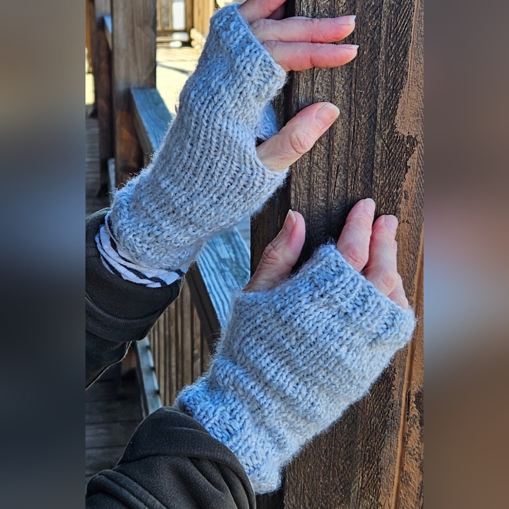 Cozy Knit Fingerless Gloves